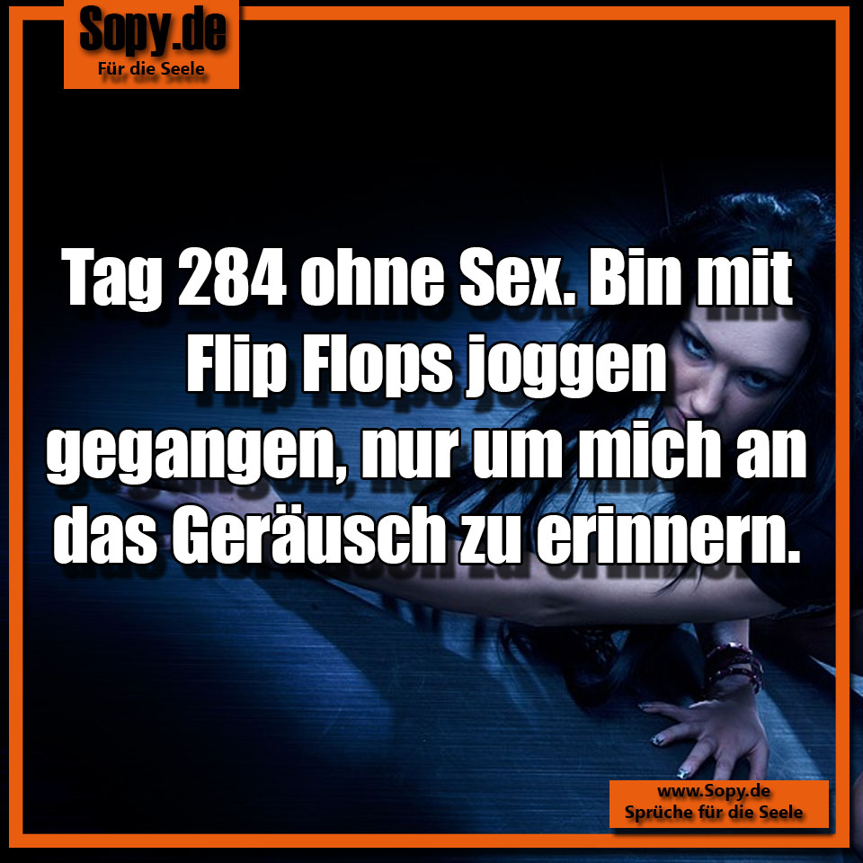 Person joggt in Flip-Flops symbolisiert kreativen Zölibatshumor mit Erinnerungsgeräusch