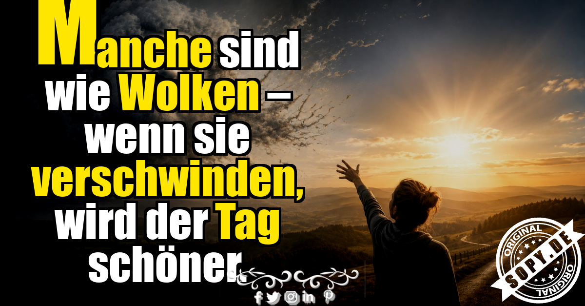 Dunkle Wolken weichen strahlender Sonne über ruhiger Landschaft am Horizont